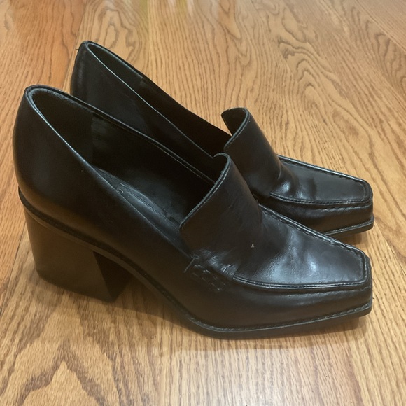 Vince Camuto Shoes - Vince Camuto Black Leather Loafers